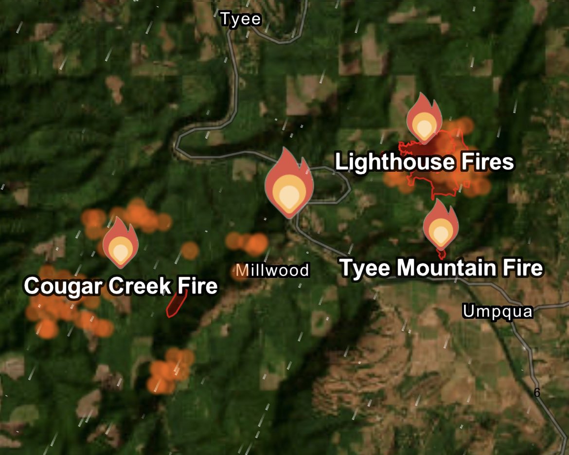 holden_lecroy's tweet photo. ⚠️ BREAKING: LEVEL 3 - GO NOW! Areas on Lighthouse Rd, Millwood Dr, Briarwood Rd & 4900 block of Hubbard Creek Rd. Call your family, call your friends. #TyeeRidgeComplex #FireSeason https://t.co/tXhOjpvCDM