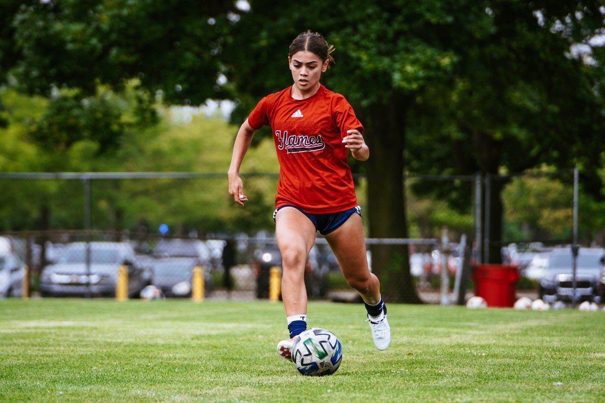 🔙🔛 Flames Field tomorrow 🔥

#FireUpFlames #ChicagosCollegeTeam