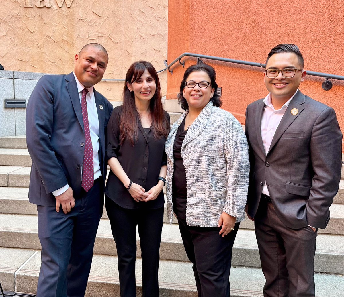 Best wishes to @sonyachristian on becoming Chancellor of @CalCommColleges, the nation's largest higher education system! 🎓🌟 Exciting times ahead as we work together to empower students in achieving their goals. #SBCCDintheCommunity #CAHigherEd