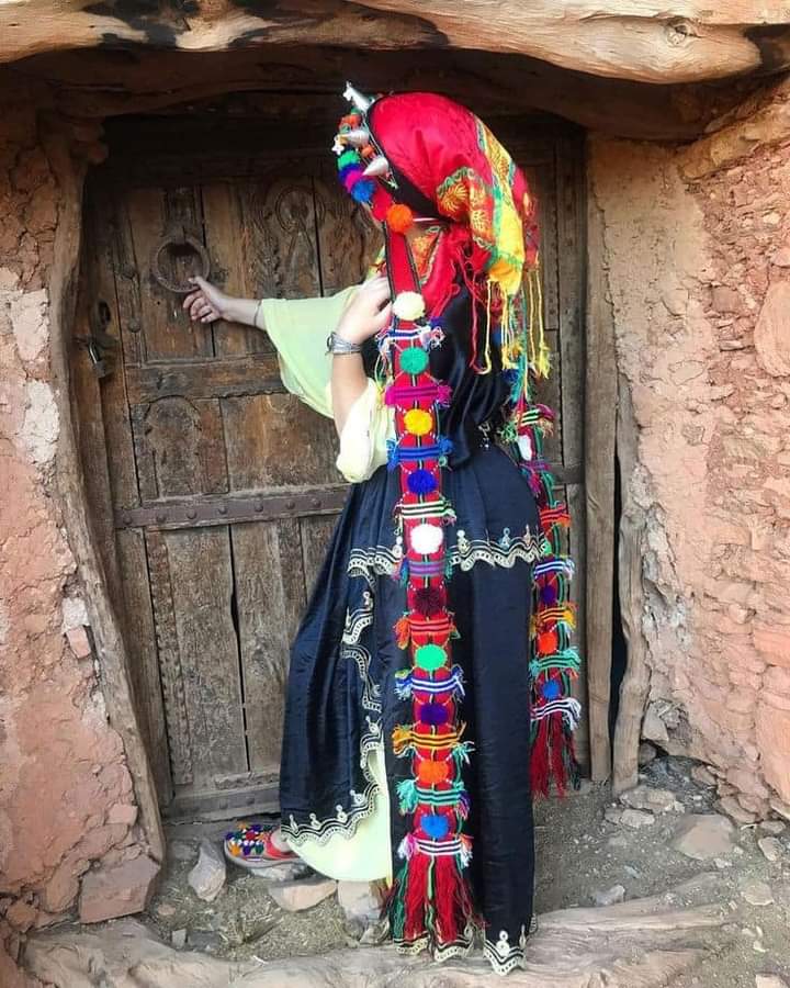 wafae_benazzouz's tweet photo. الجمال الأمازيغي المغربي 🇲🇦👑
Beauté Amazighe ♓🇲🇦👑❤
#amazigh #amazighculture #amazighgirl #moroccan #maroc #maroc2023 #maroccan #marruecos https://t.co/A16CFFolL2