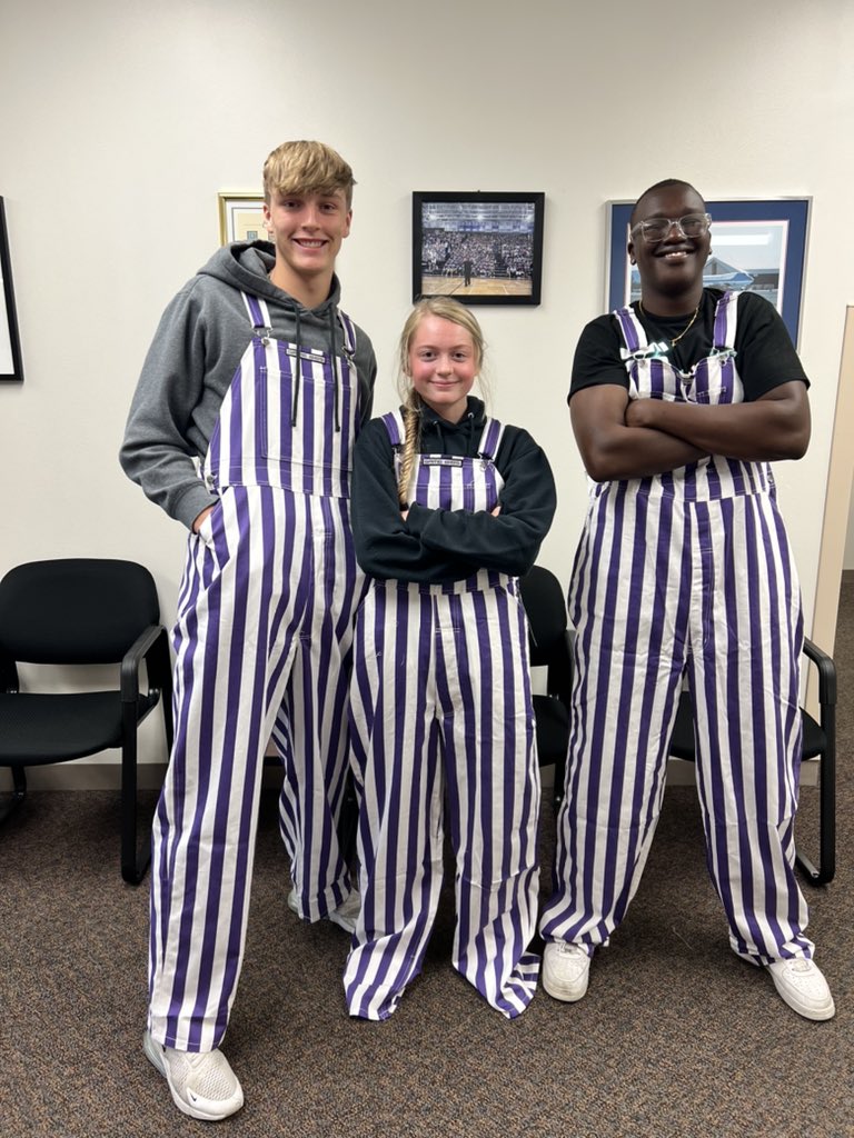 BEastAthletics_'s tweet photo. Are you a LEADER of Bellevue East? Do you have MASSIVE school spirit? See Mrs. Osegueda and you could be chosen to wear the coveted, traditional and  cherished overalls! https://t.co/4SM2ATTNhE