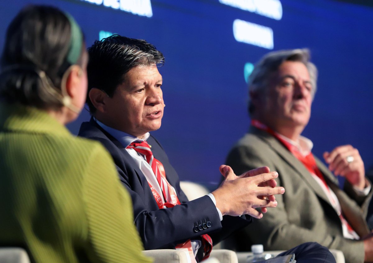 redcame's tweet image. #CAME, #UIA, #CAC y #SRA DEFIENDEN LOS ACUERDOS PARITARIOS Y APUESTAN AL DIÁLOGO

En el marco del @CongresoEco de la @ExpoEFI, los presidentes de las entidades, @AlfredoGZChaco; Daniel Funes de Rioja, Mario Grinman y @NicolasPinoSRA  coincidieron en que el ámbito natural para la…