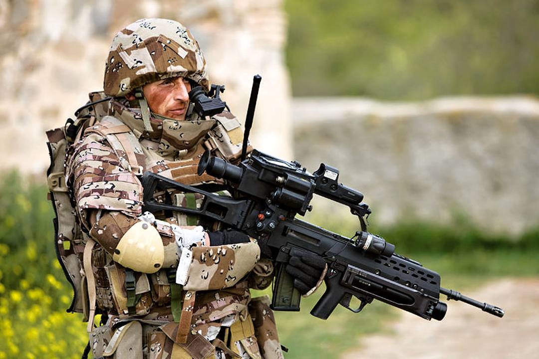 Round 2: name everything on his rifle.