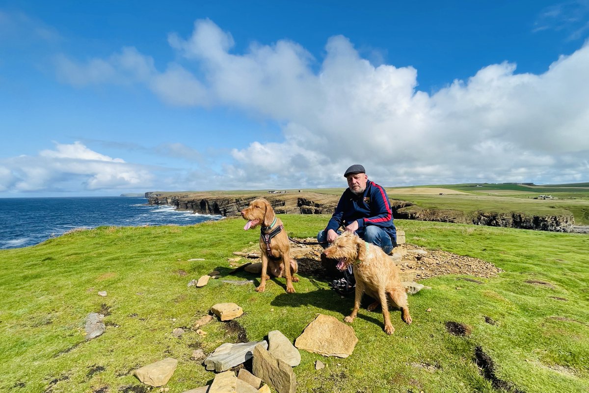 DogPerro1's tweet photo. Great walk along Yesnaby coastline - allegedly one of the most spectacular in the whole of Scotland.
#scottrip #Xavi #Barça
#wirehairedvizsla #orkney #scotland https://t.co/qJ99HuQDIi