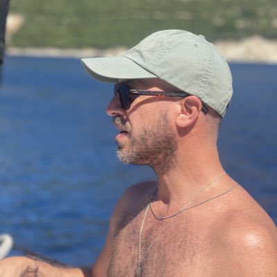 Andreas Araouzos tweet media