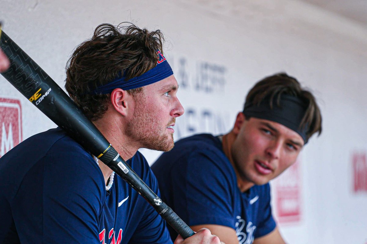 OleMissBSB's tweet photo. Always baseball season around here. ⏰

@burford_reagan 
@_ethanlege 
@ethangroff12 
@BraydenRandle https://t.co/rREcohBsEq