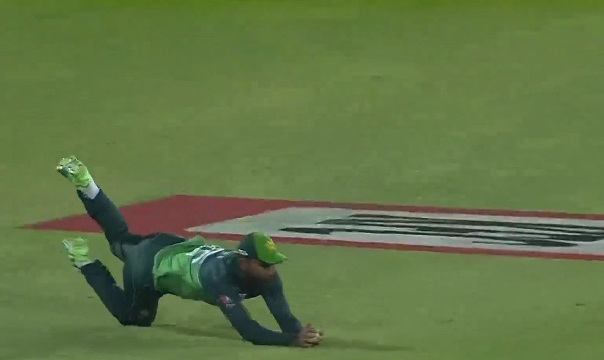Shadab Khan tweet media