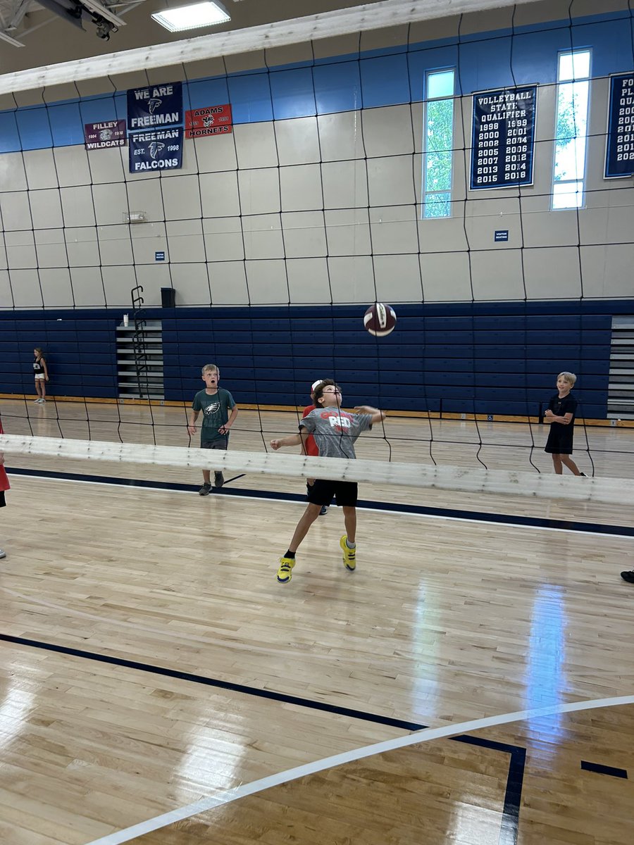 LexiHolland2's tweet photo. Happy Volleyball Day! #freemanfalcons https://t.co/aAYDMYVR4f