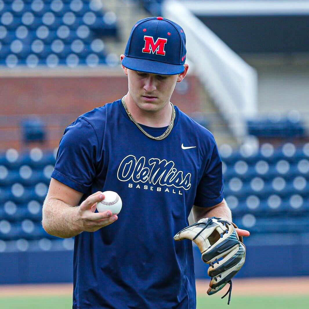 OleMissBSB's tweet photo. Always baseball season around here. ⏰

@burford_reagan 
@_ethanlege 
@ethangroff12 
@BraydenRandle https://t.co/rREcohBsEq