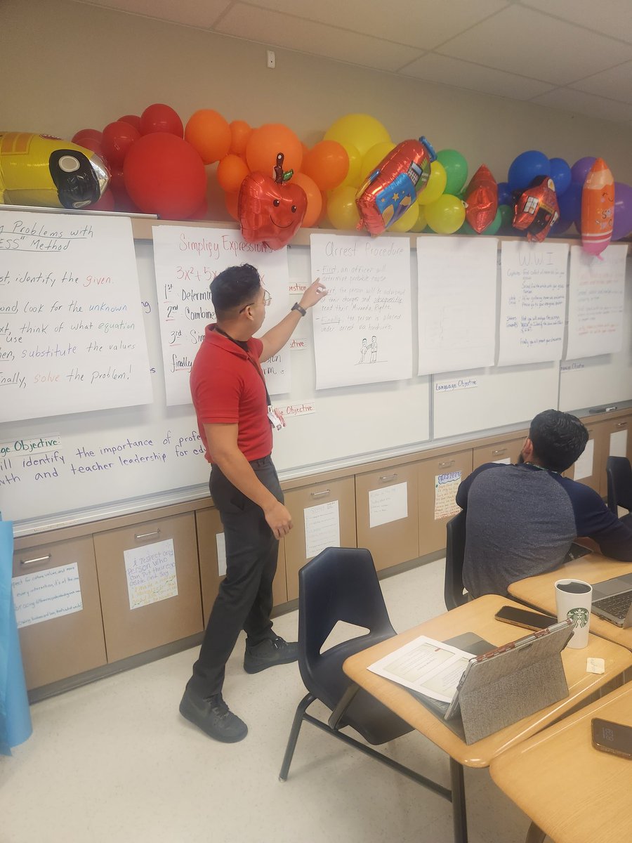 KSchulte_TISD's tweet image. My favorite part of being an educator is empowering others to take new knowledge back to their students! #tier1instruction #transitionalphrases #graphicorganizers  #TISDPROUD 🐾