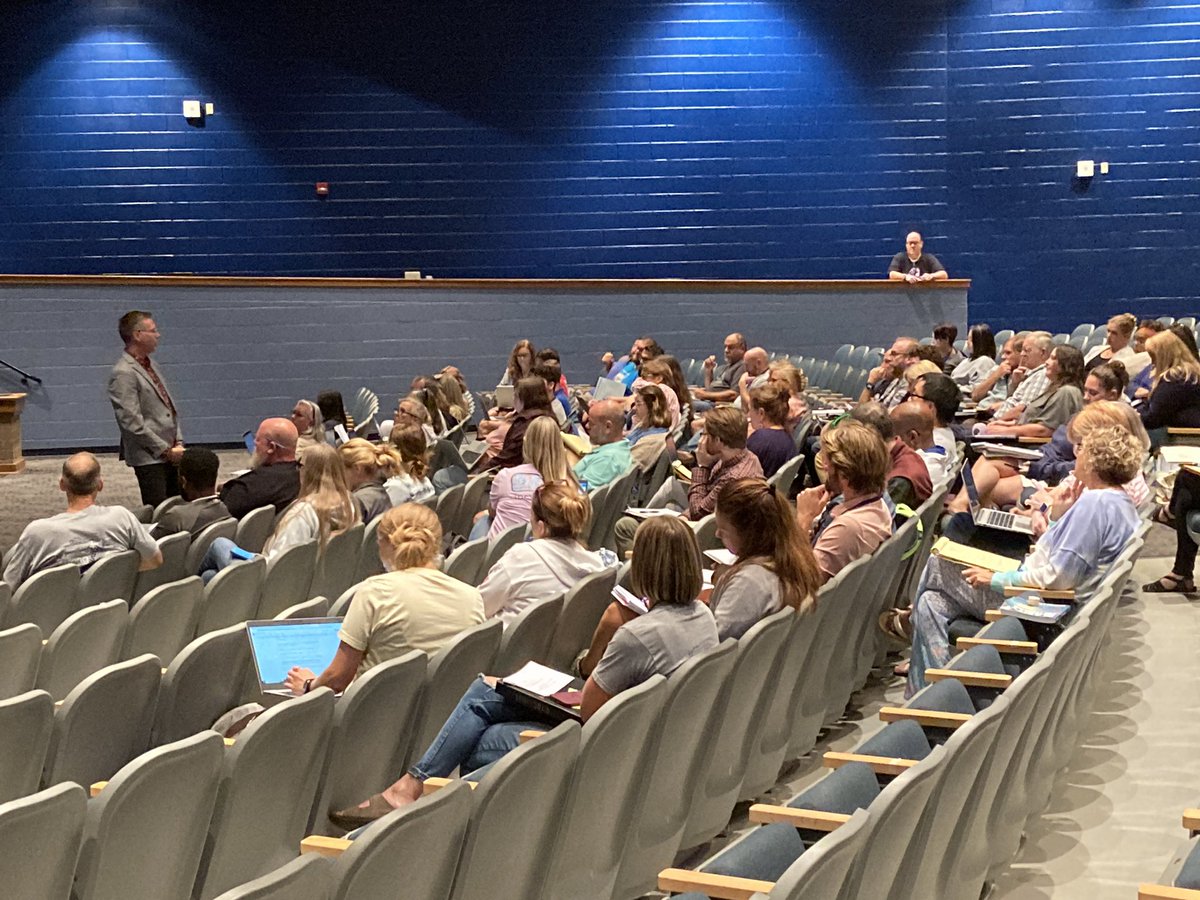 New Kent High School tweet media