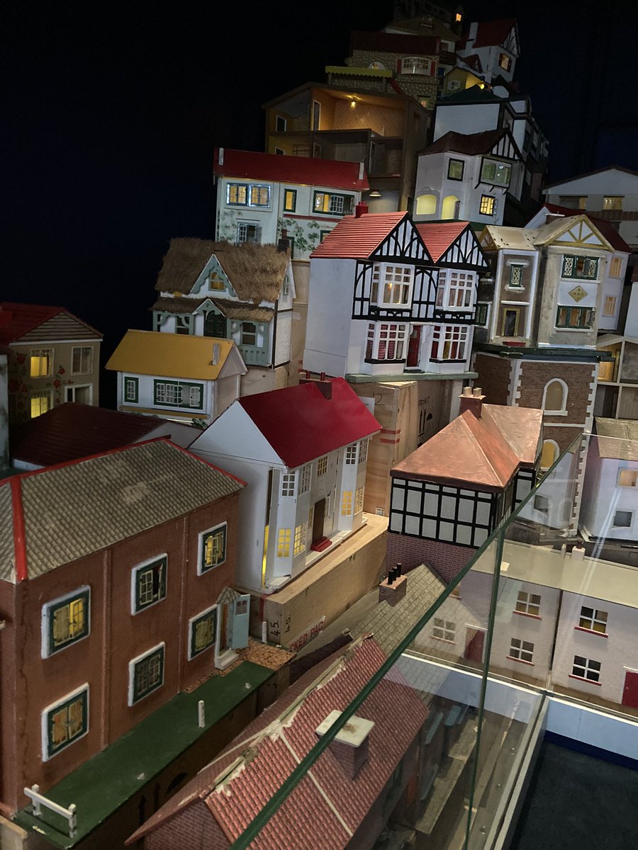 Rachel Moss tweet media