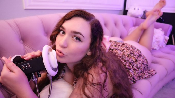 New ASMR exclusives ear eating &amp; kisses available on Patreon!  These are a lot more cheeky! 👀🩷  Join