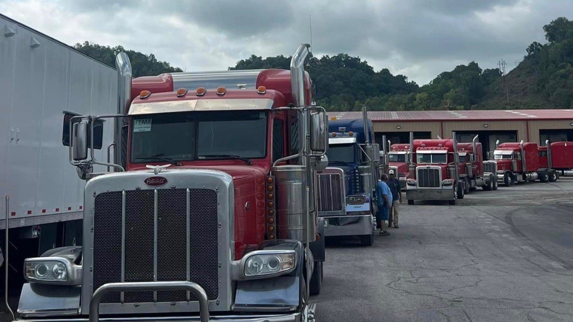 Our EDS drivers are moving more equipment into the Big Bend area of Florida to support our brave lineman and public safety crews in response to #idalia  #disasterrelief #emergencydisasterservices #wegotyourback