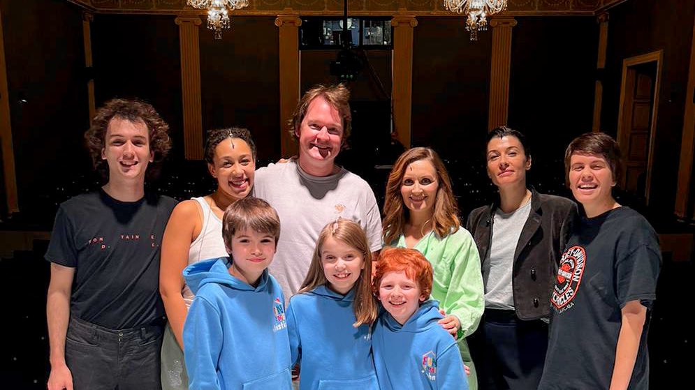 GateTheatreDub's tweet image. Team Maple’s final show 💔💔💔 
Already absolute stars ⭐️ 

Thank you for an incredible run!

2 more shows left with Team Oak ⬅️

#FunHomeMusical #GateTheatreDublin