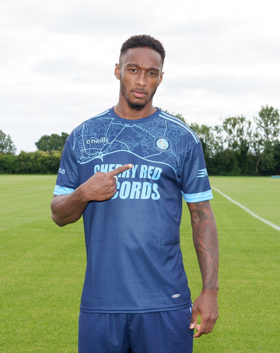 🗞️Brandon hanlan is set to be announced in the next 24/48hr for a fee of 400k.

All the best @B_Hanlan 🤝

#Wycombewanderers #Chairboys #wwfc #WrexhamFX