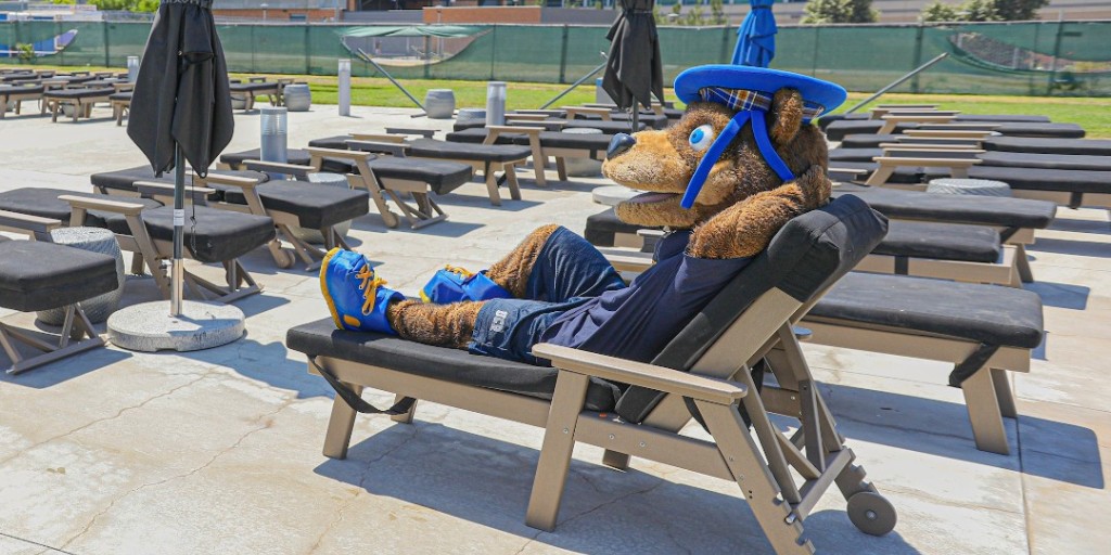 Summer may be winding down, but let's make the most of it and take a plunge in the cool #src pool! 💦 Be like Scotty &amp; soak up the sun and make the most of these last days of summer 🌞 #ucr #ucrsrc #recit #ucrrecit #summertime