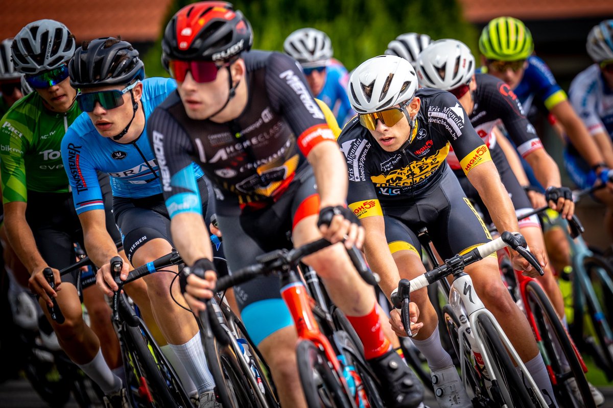 AlexFranksBike's tweet photo. @PedalPotential @CannBvictorious great to get a win in the first stage of  Aubel with The  Cannibal B victorious Team and come 6th overall https://t.co/yGWenWk4UW