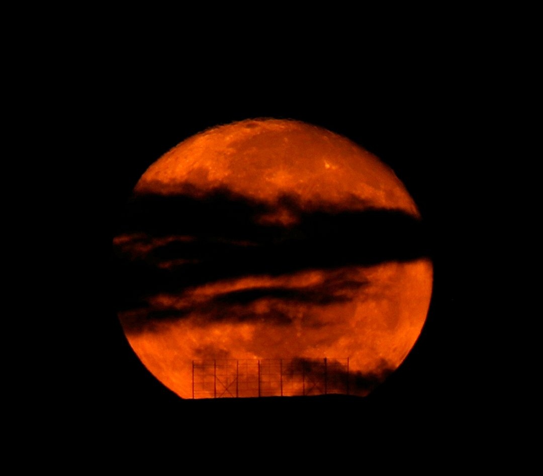 ATENCIÓN: Así se ve la Super Luna Azul en algunos países del mundo. 

Fotos: Reuters