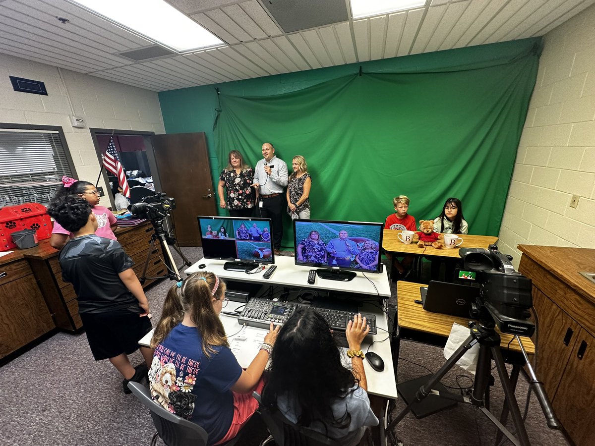 Elizabeth Gallant (@teacherlizzyg) on Twitter photo Behind the scenes at Baker Bear News…. What a pleasure it was to see everyone in action ! <a href="/embrown1621/">Emily Brown</a> <a href="/bakerelembears/">Baker Elementary</a> <a href="/TiffanyHourigan/">Tiffany Hourigan</a> Behind the scenes at Baker Bear News…. What a pleasure it was to see everyone in action ! <a href="/embrown1621/">Emily Brown</a> <a href="/bakerelembears/">Baker Elementary</a> <a href="/TiffanyHourigan/">Tiffany Hourigan</a>