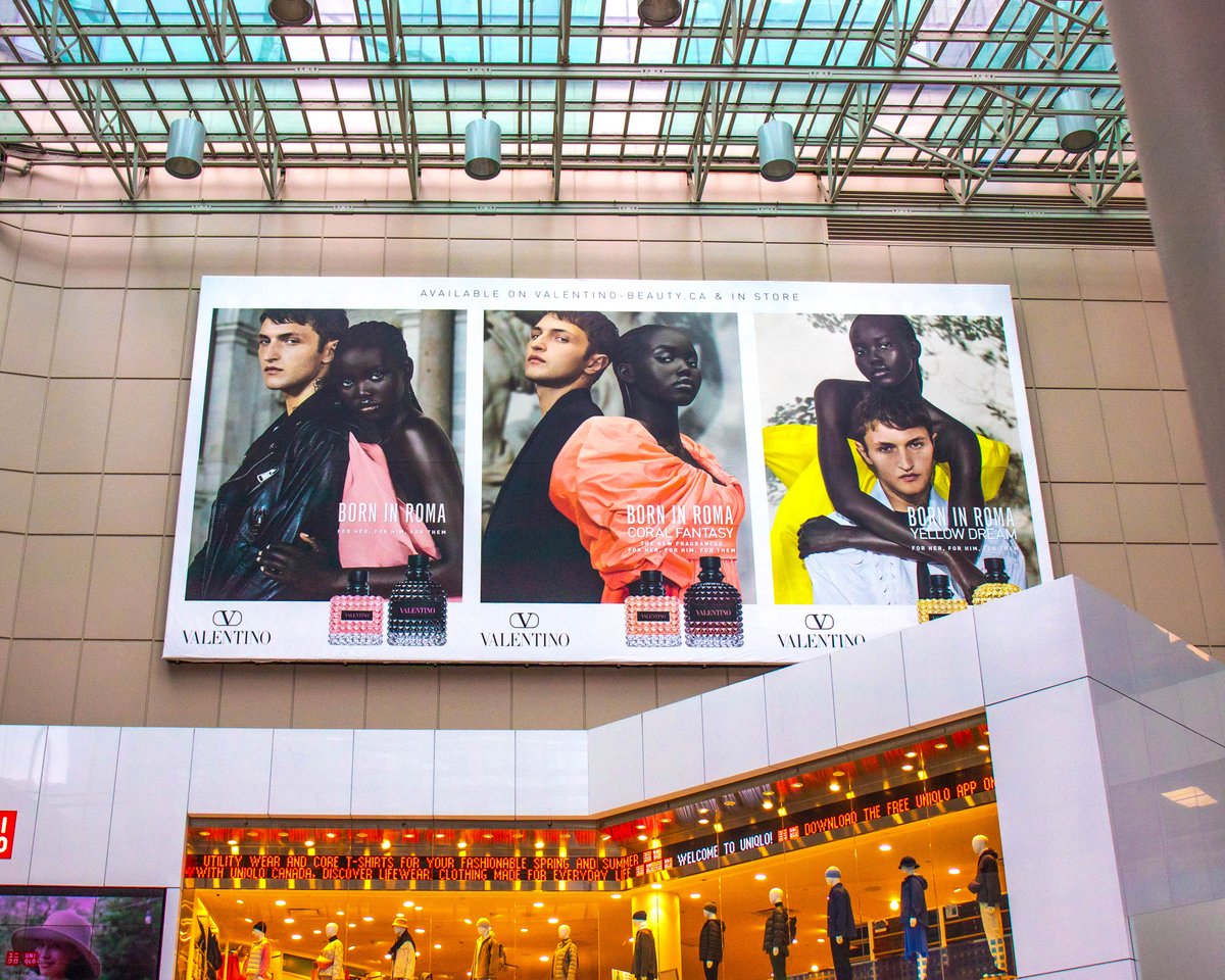 mediaresources's tweet image. Our 13oz flexface brought these #Valentino and #Polestar advertisements to life, courtesy of @BrandedCities and Astral!

 In the heart of the bustling Eaton Centre, prints do more than just decorate; they create an immersive experience and capture attention.🤩
#largeformatprint