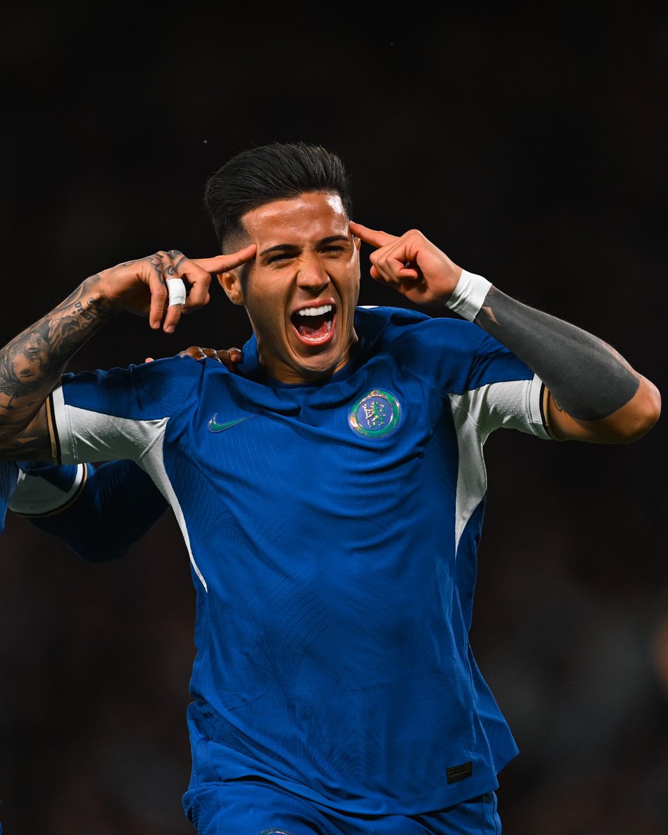 ChelseaFC's tweet photo. Enzo Fernandez! 🎶 https://t.co/pbW1YViieR