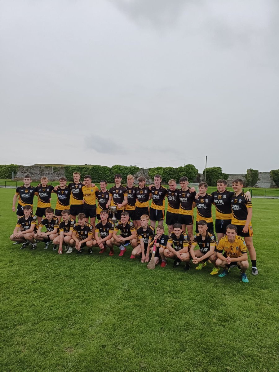 Comhghairdeas to Fermoy fé 17 hurling team Rebel Óg North Cork Div 1 Champions after a great win over Liscarroll Churchtown Gaels tonight 2-14 to 1-14. Well done lads