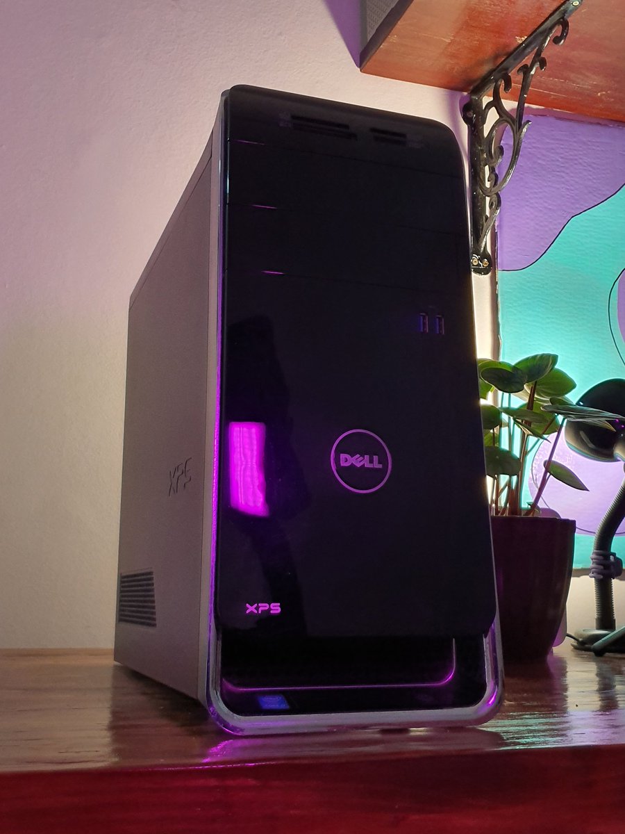 aliceditapramim's tweet photo. tô vendendo o meu digníssimo 💜 o pc que me acompanhou na edição firme e forte. Agora é hora de ajudar outra pessoa.

R$2.500 no meu filho mas só vendo com a promessa de dar amor e carinho. https://t.co/zKERUCXB1H