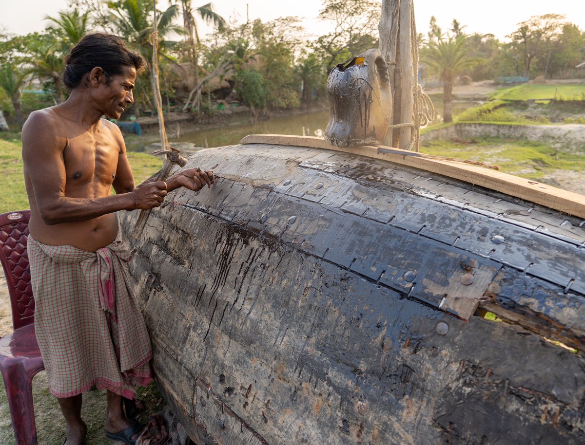ZanaMody's tweet photo. Happening this evening at 5pm PT at the @ubcSPPGA UBC Liu Institute for Global Affairs! Come pop by to hear @DrRashidSumaila and I speak about fisheries and socio-economics of coastal communities, and enjoy some food and photography! @UBCoceans @ubcires https://t.co/euzA4CnRQI