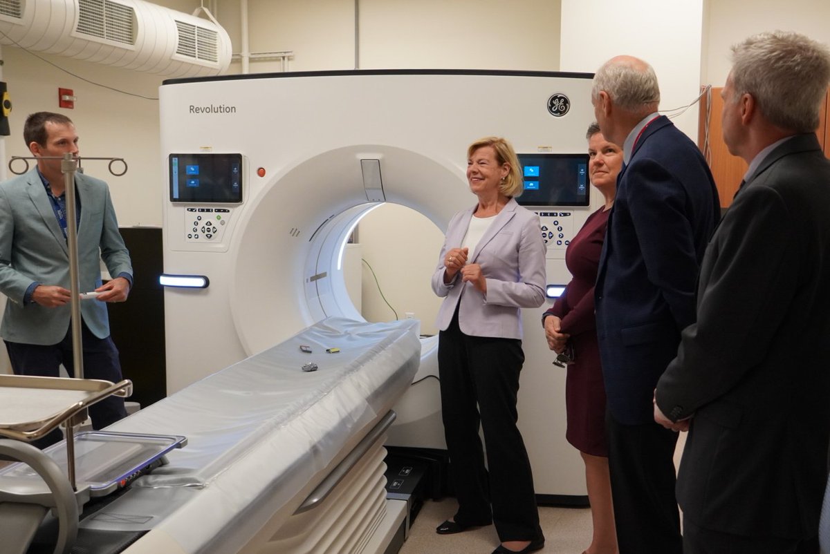 Sen. Tammy Baldwin tweet media