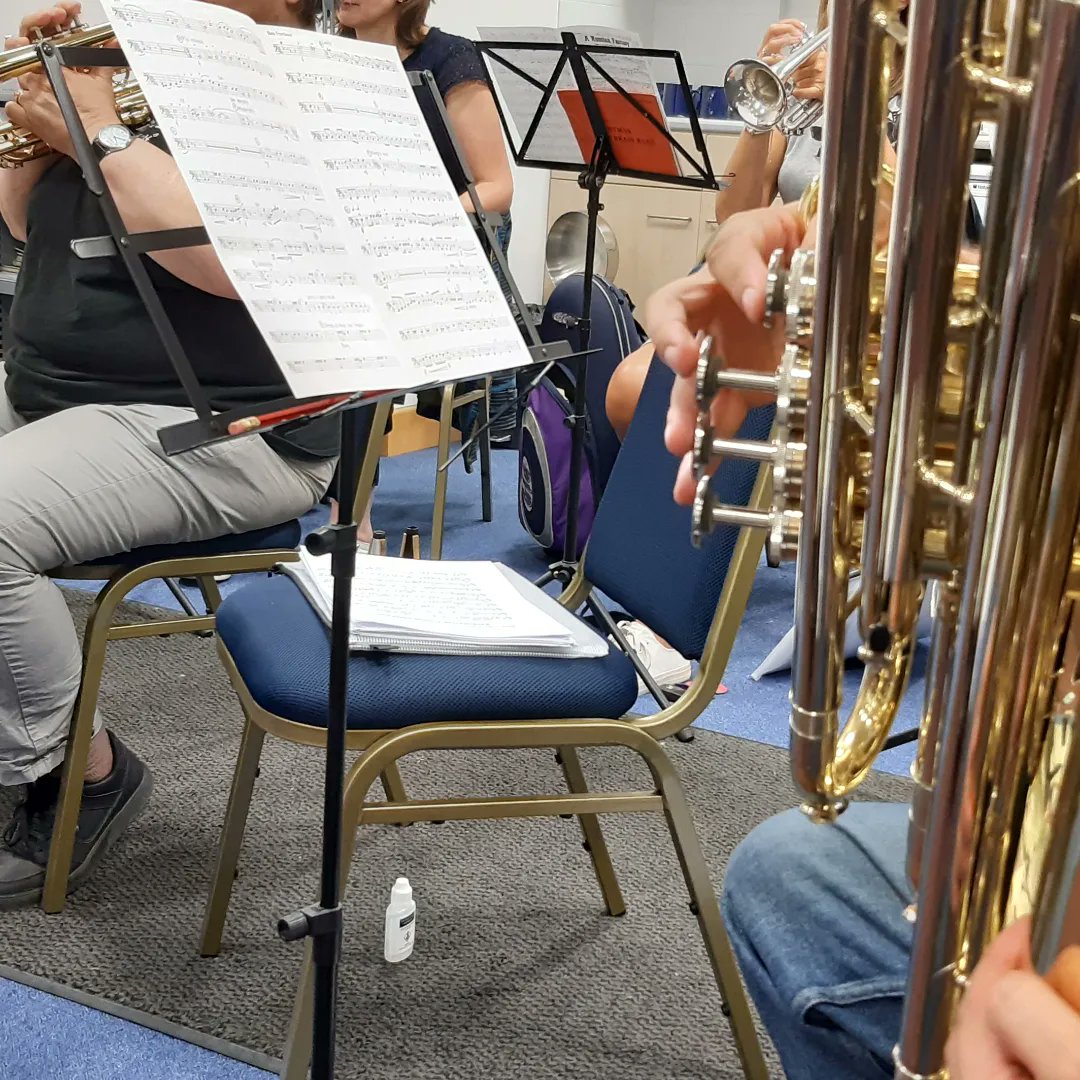 stalbansbrass's tweet photo. Lovely to return to playing tonight! Thanks to Nick for stepping in on stick waving. 🎺🎼❤ https://t.co/OpXAjAj10X