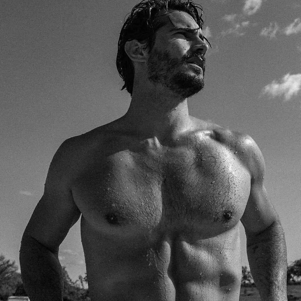 srbenassi_'s tweet image. #NewProfilePic