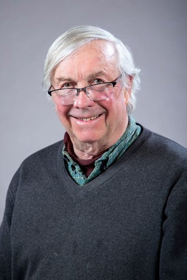 Congrats to @UAlbanyASRC Dave Fitzjarrald for receiving AMS's Award For Outstanding Achievement in Biometeorology for creatively & indicatively combining physics w/ecological theory to advance understanding of energy and trace gas exchanges between the biosphere & the atmosphere