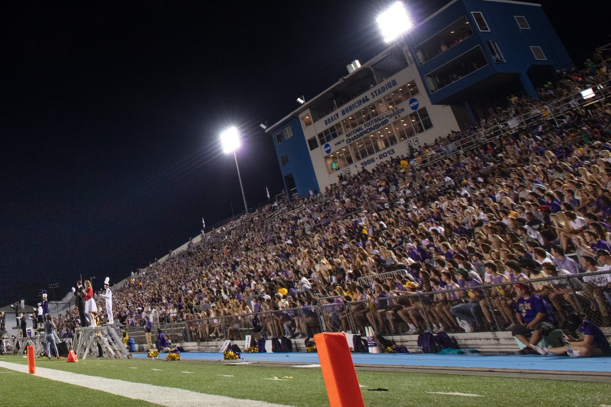 UNAFootball's tweet photo. We're ready to pack the house on Saturday ‼️

#RoarLions 🦁 https://t.co/8zLNxTVXnt