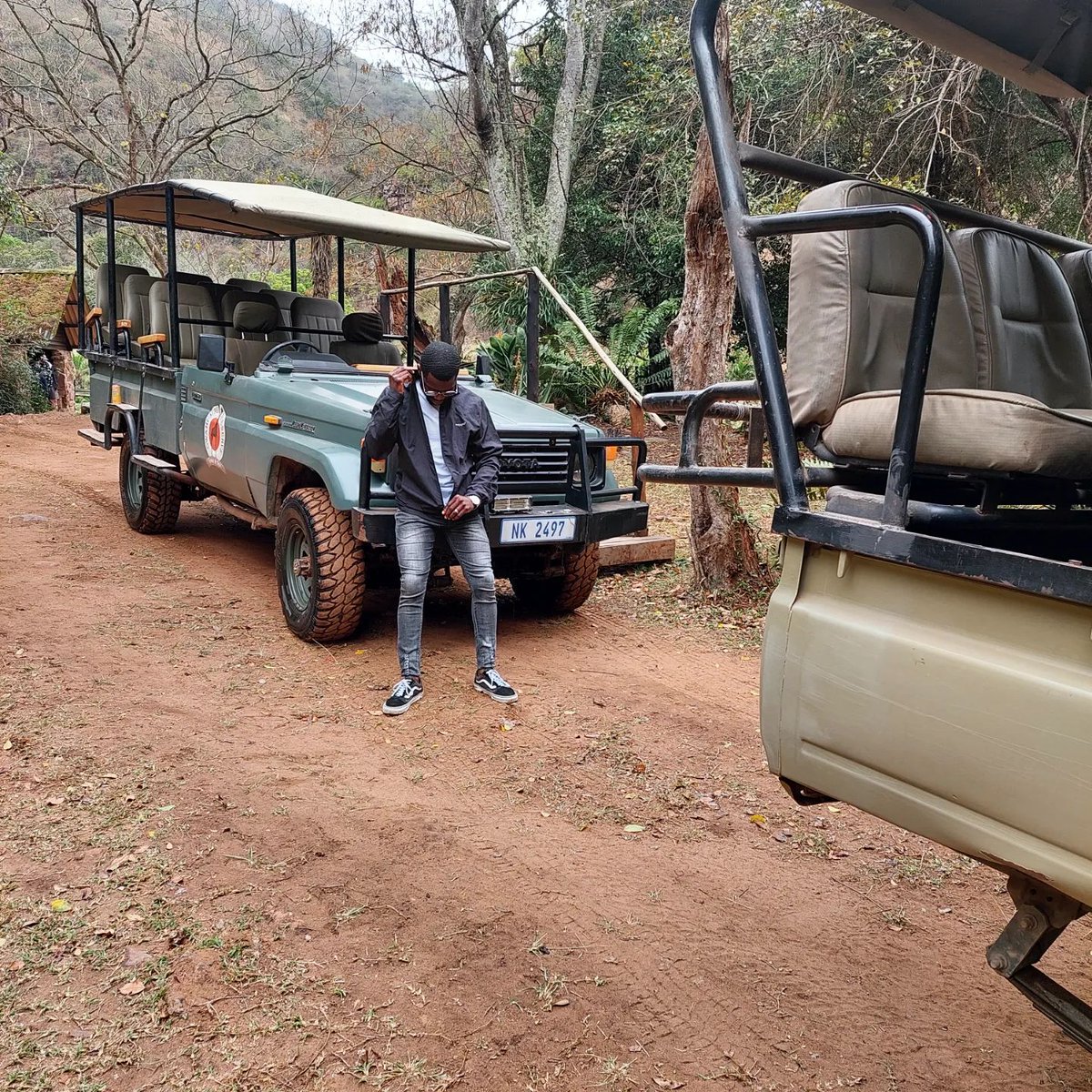 MikeMongali's tweet photo. Embracing the wild wonders @gwahumbe  where every step is a journey into the heart of nature's beauty. #roamingfree #natureescape https://t.co/X2OljK9JN3