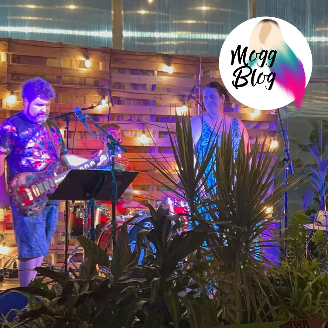 MoggBlog's tweet image. These songs are folk-ing sublime! 🤤

Read my review of the three new singles from @JMParsonsMusic, @HCurmudgeons &amp;amp; Fellow Hollow here👇
moggblog.com/2023/09/13/fol…