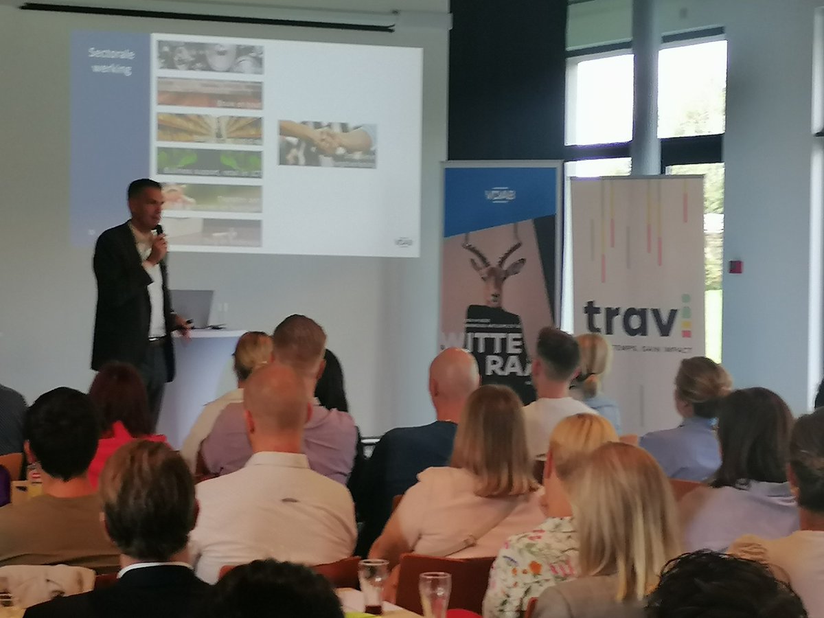 Zo blij met de opkomst van de @Travi_Be #uitzenders vandaag in Ranst. #SamenNetWerken met <a href="/vdab_be/">VDAB</a> Bedankt voor jullie interessante toelichting <a href="/VerschuerenPau/">Paul Verschueren</a> <a href="/Federgon/">Federgon</a> @BeCUYT <a href="/VDABAntwerpen/">VDAB Antwerpen</a> <a href="/vanvin74/">Vincent Vandenameele</a> @Travi_Be en niet in het minst #AnVerbraeken. Meer weten? #ContactMe
