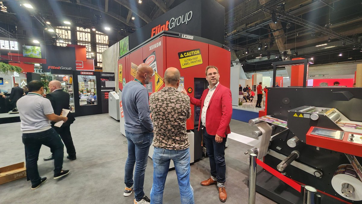 LabelSteve tweet media