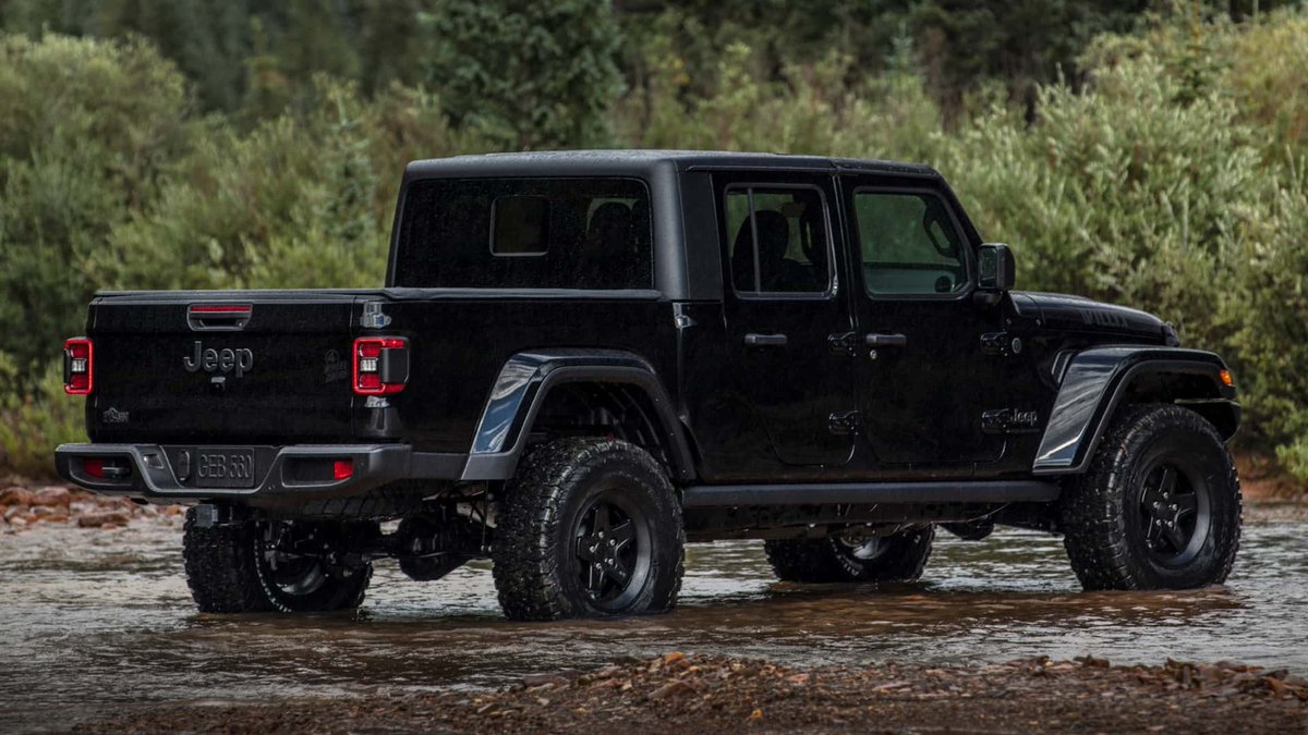 2024 Jeep Gladiator Willys with AEV Upcountry+ upfit.