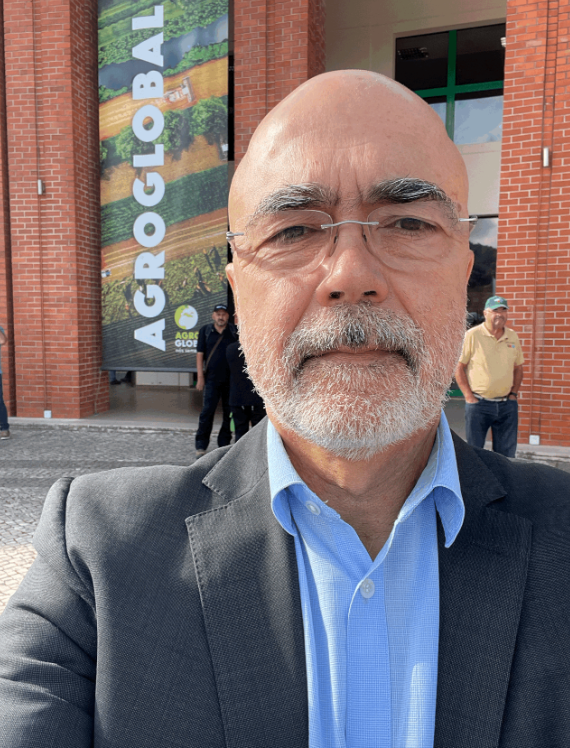 NextLand tweet media