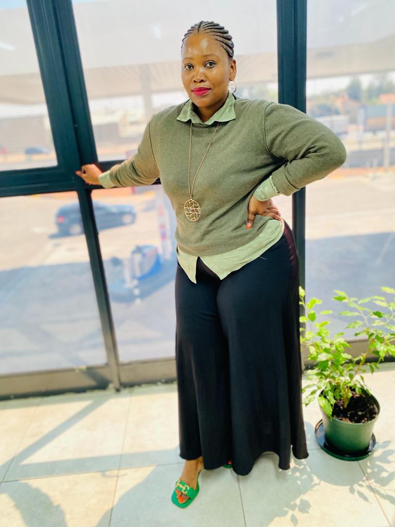 LindiweBen's tweet image. Thirstday greens 💚
#NotaThrowBack