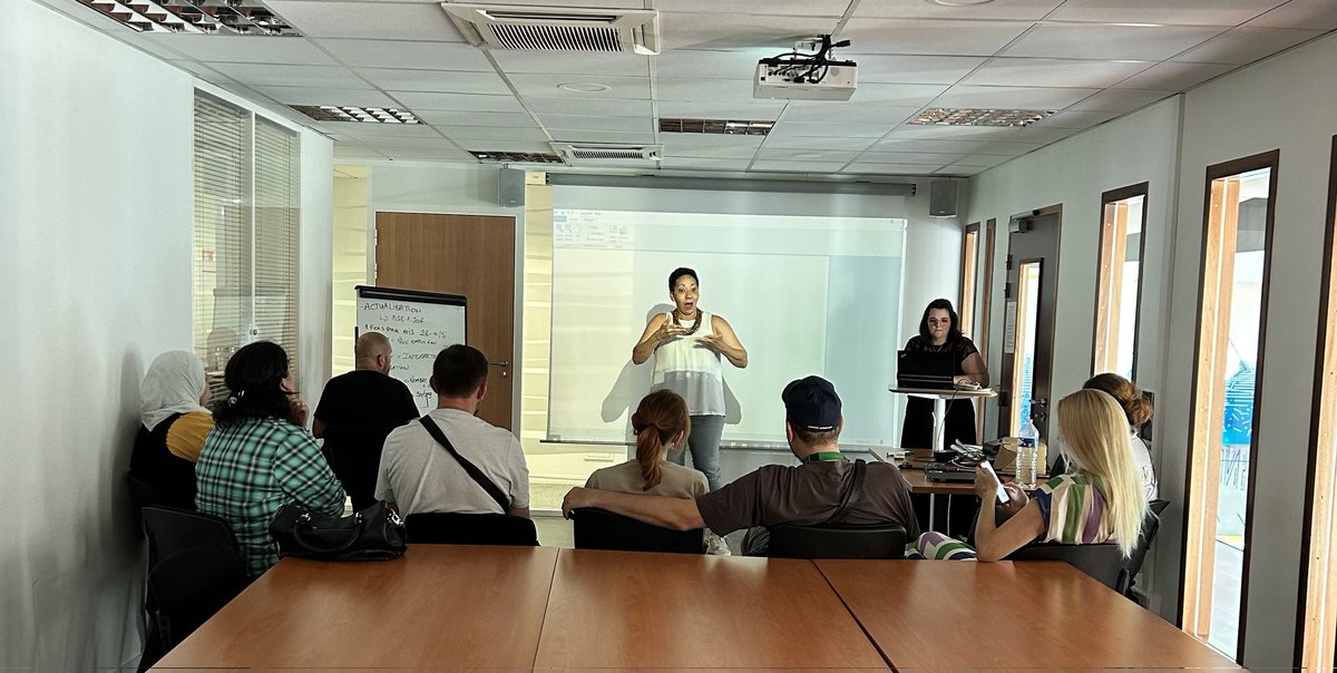L'URAPEDA est venu animer un atelier à l'agence St-Etienne Clapier pour les demandeurs d'emploi malentendants. "mieux comprendre l'actualisation"