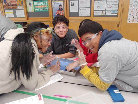 🔬 ⚗️ One of our newest independent study classes assists in centering science instruction around phenomena leading to both greater student engagement and better understanding. Register @ bit.ly/3Z3MZIY

Free for WEAC members.