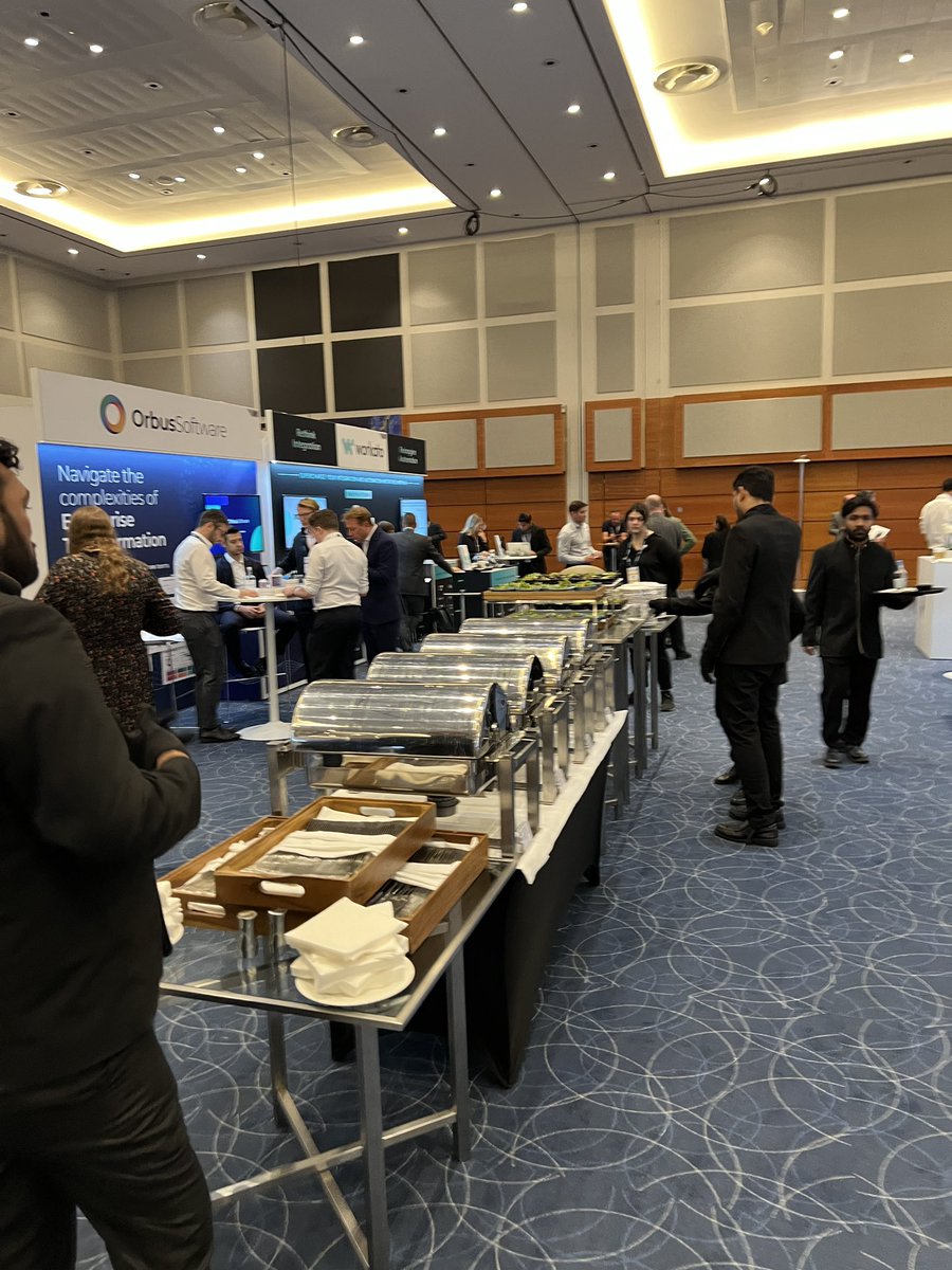 steinermatt's tweet image. Find the error! #gartnerapps