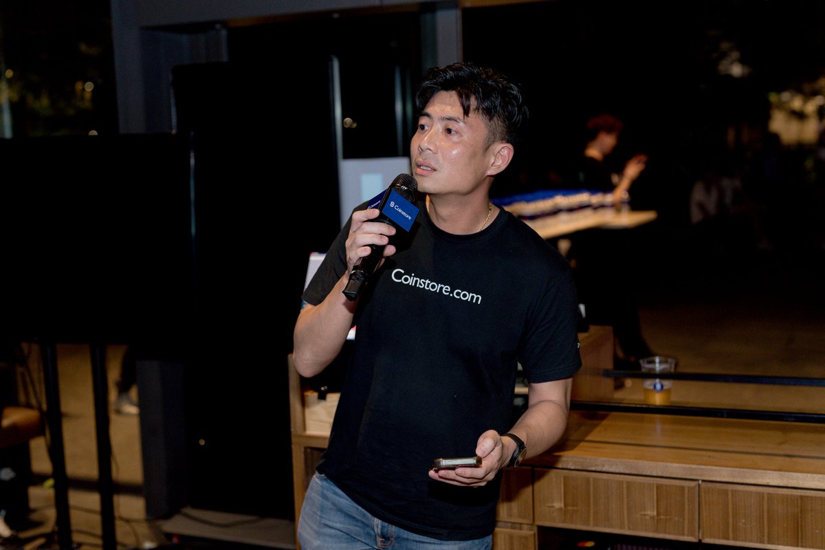 CoinstoreExc's tweet photo. ๐ค Greetings from Coinstore! James takes the mic to welcome everyone and set the tone for an engaging 19th Cryptalk: GameFi Night. Swipe to catch the highlights of his warm welcome.
#Coinstore #Token2049 #AfterParty #Cryptalk #GameFiNight https://t.co/foppqrxZSi
