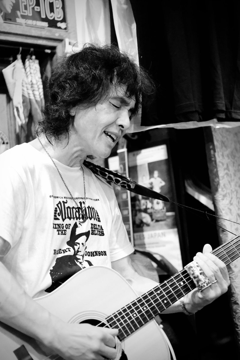 C_mo07's tweet photo. *
2023.09.09 
国分寺Cherry Red
10th Anniversary 

Live Photo:渦
*
#best_photogram
#tokyocameraclub
#fujifilmxt20 
#fujifilm_xseries 
#xf50mmf2 
#xf1855mmf28 
#sonyα7II
#fe2870mm 
#f3556oss
#portrait
#streetphoto
#livephoto
#TokyoStreetGallery
#photography
#渦 https://t.co/Sn0fd5Peus