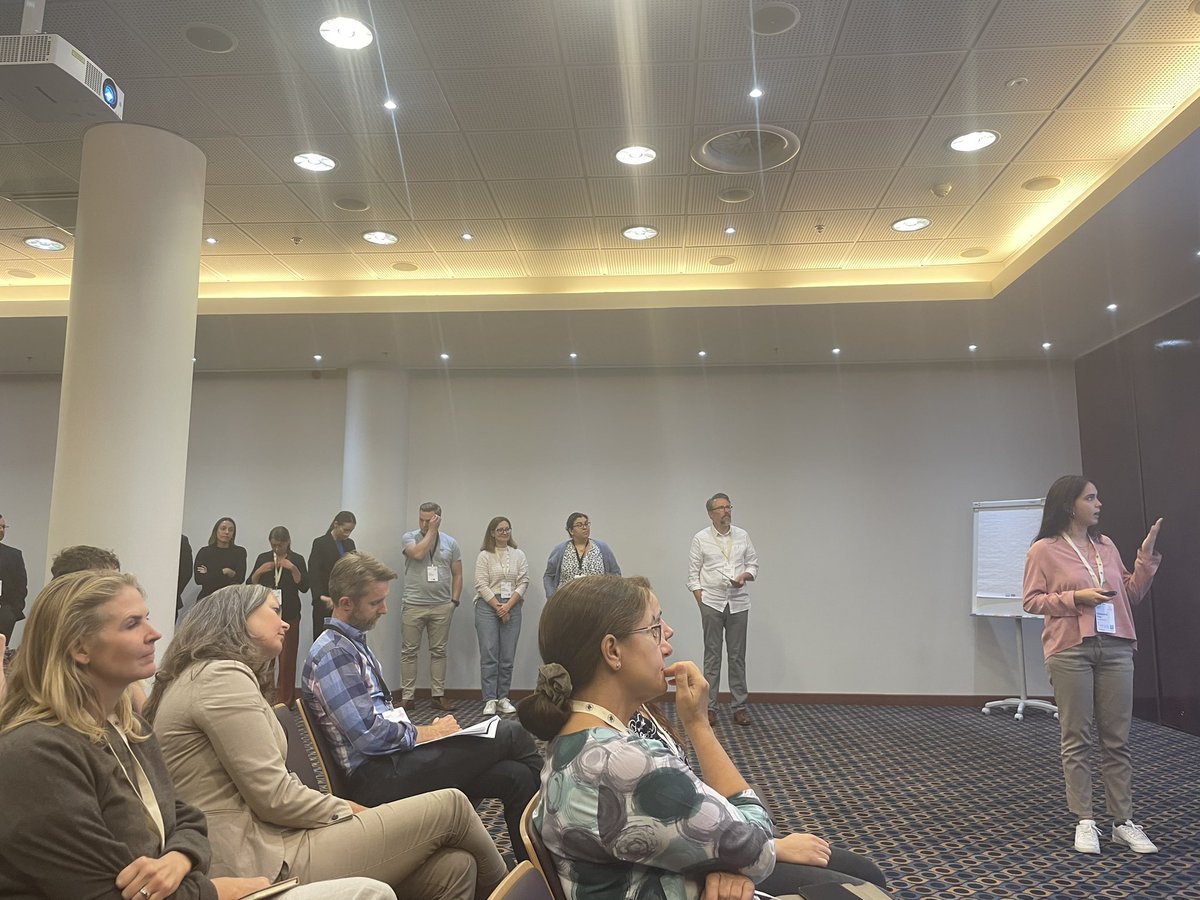 Davor Pavlovic (@pavlovicdavor) on Twitter photo I love the concept of the rapid fire presentations at the Physiology in Focus FEP/SPS meeting, 11 early career researchers lined up and presenting fantastic science. Great energy @MortenBThomsen <a href="/CarolRemme/">Carol Ann Remme</a> <a href="/DavidAEisner/">David Eisner</a> #cardiotwitter <a href="/ISHR_NAS/">ISHR North American Section</a> <a href="/ISHR_ES/">ISHR European Section</a> <a href="/ISHR_LAT/">ISHR LAT Section</a> <a href="/ISHR_AUS/">ISHR Australasian Section</a> I love the concept of the rapid fire presentations at the Physiology in Focus FEP/SPS meeting, 11 early career researchers lined up and presenting fantastic science. Great energy @MortenBThomsen <a href="/CarolRemme/">Carol Ann Remme</a> <a href="/DavidAEisner/">David Eisner</a> #cardiotwitter <a href="/ISHR_NAS/">ISHR North American Section</a> <a href="/ISHR_ES/">ISHR European Section</a> <a href="/ISHR_LAT/">ISHR LAT Section</a> <a href="/ISHR_AUS/">ISHR Australasian Section</a>