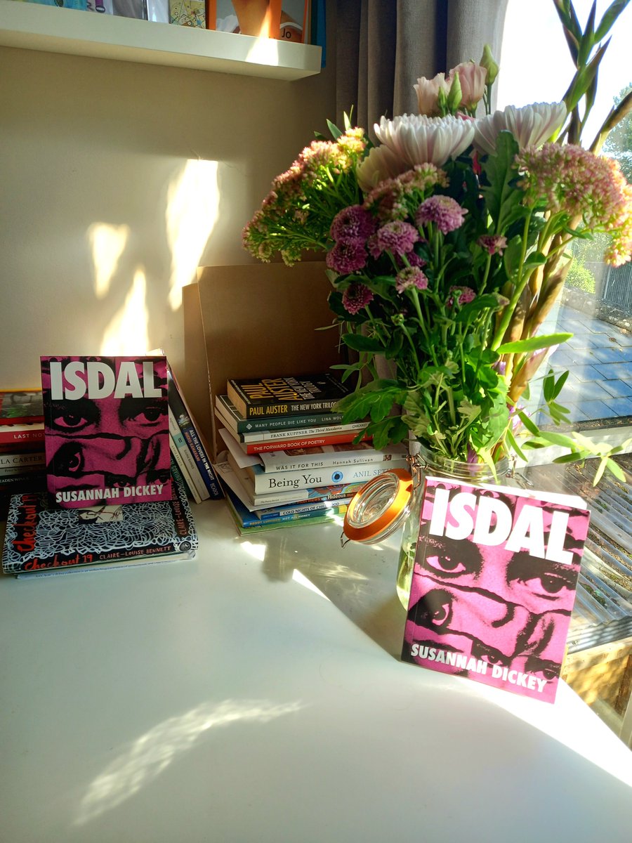 Today is publication day for ISDAL, a tawdry little book about true crime and death and sex and grief and lasagne. It took me a while to figure out how to write it, and anyone who reads it might think I shouldn't have bothered. Anyway we press on. I love you all