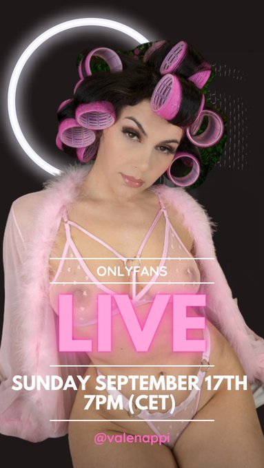 💫 I'M BACK WITH ANOTHER LIVE STREAMING 💫  📍SUNDAY, SEPTEMBER 17TH at 7PM 📍  😈I'll be answering you questions<a href="/tag/livestream"class="tags"><span>#livestream</span></a>