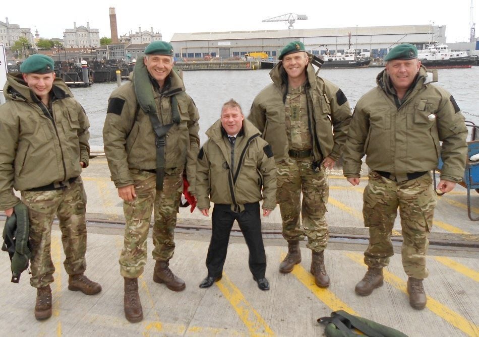 MichaelTakeMP's tweet photo. Now Tobias Ellwood has resigned as Chair of The Defence Select Committee only one man can replace him.
Mark Francois.
He has:
A proven military career
Nicely shaped conkers
Spunk
An odour of WD-40
A good collection of swear words
Minty breath
A fleece
Combat pyjamas
Big toes.👊🇬🇧 https://t.co/qbPG0gXhr4